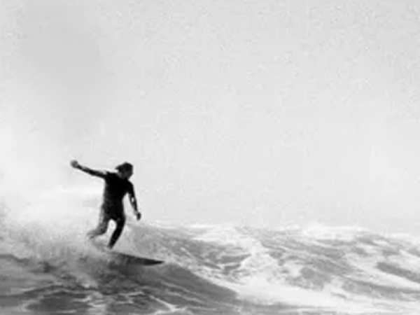 Le surf, une vague mondiale sur France Culture